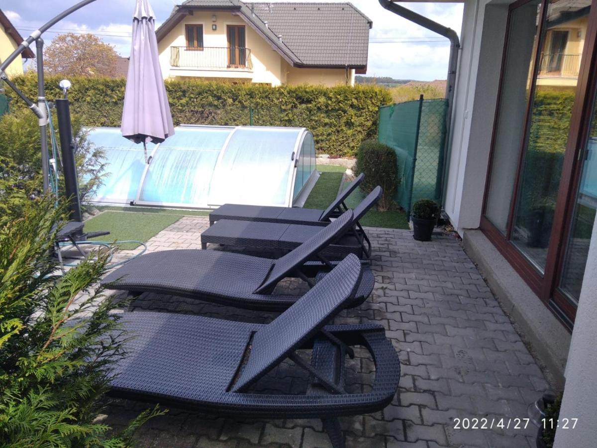 Relaxklub Villa S Wellness Tremosna Exterior photo