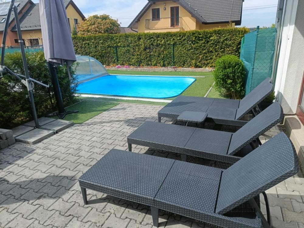 Relaxklub Villa S Wellness Tremosna Exterior photo